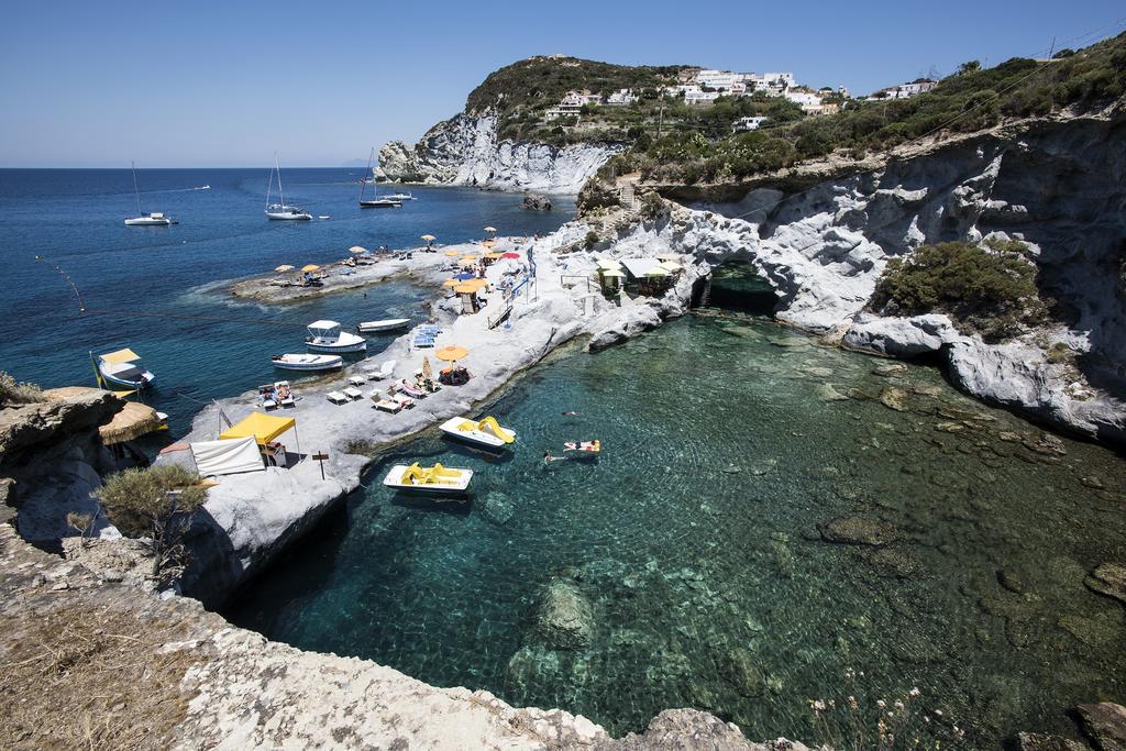Magi - Appartamenti Maga Circe Ponza Luaran gambar